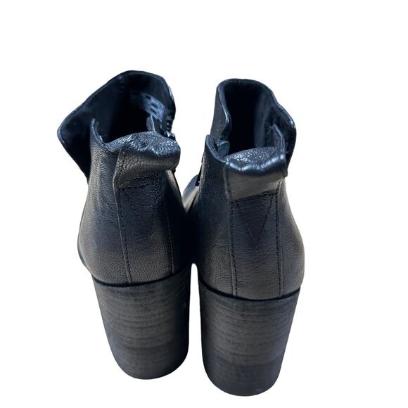 Vionic Lyssa Leather Women's Heeled Ankle Boots Black Size 10 New Without Box - Picture 3 of 8